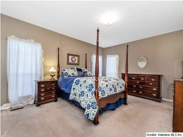 504 Fieldstone Drive Helena, AL 35080 - Photo 13 of 32
