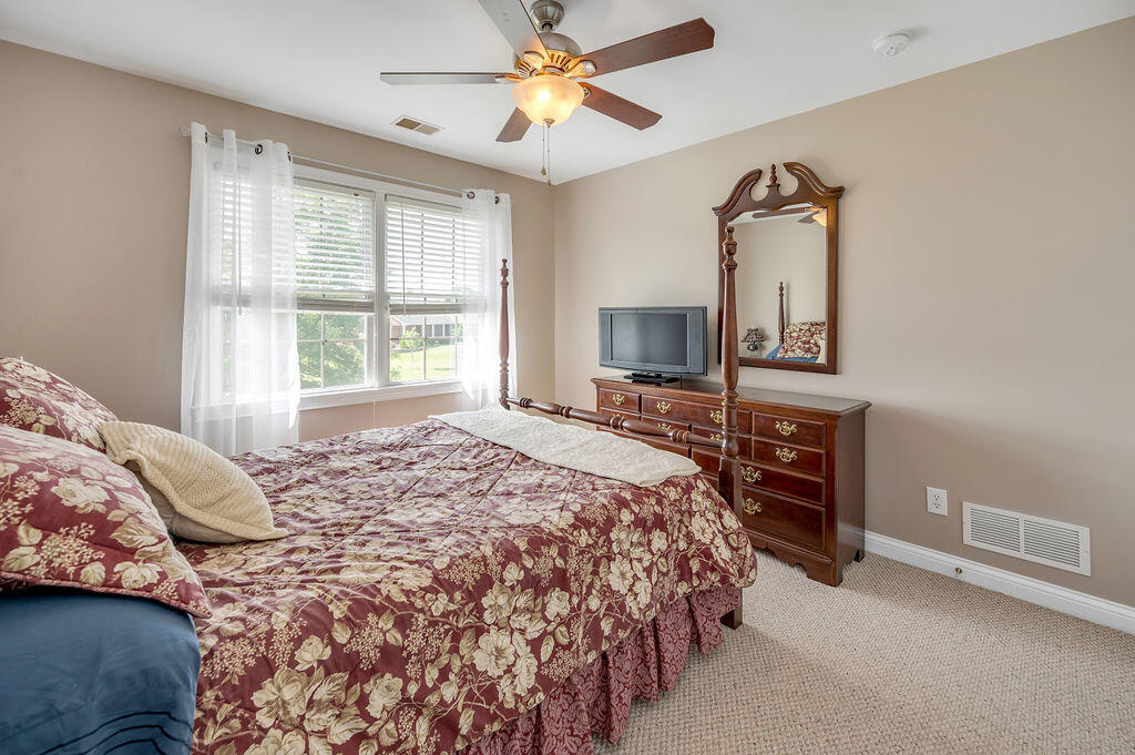 129 Squires Pointe Road Paris, KY 40361 - Photo 86 of 145 TDB_7125