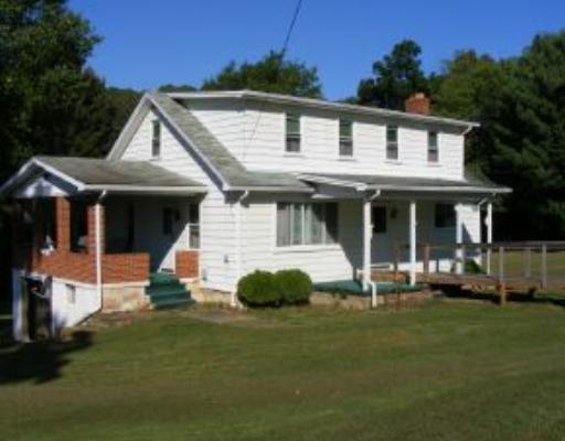 363 Donaldson Road Fenelton, PA 16034 - Photo 13 of 14 Exterior Front.