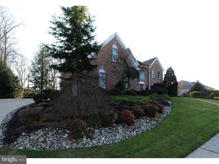 115 Mountainview Road Mount Laurel, NJ 08054 - Photo 2 of 25 Exterior Front