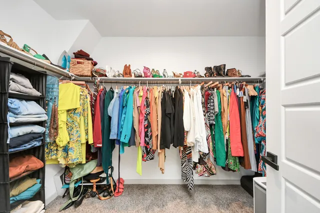 $2,250 | 202 Serena Pk Lane, Rosharon, TX 77583