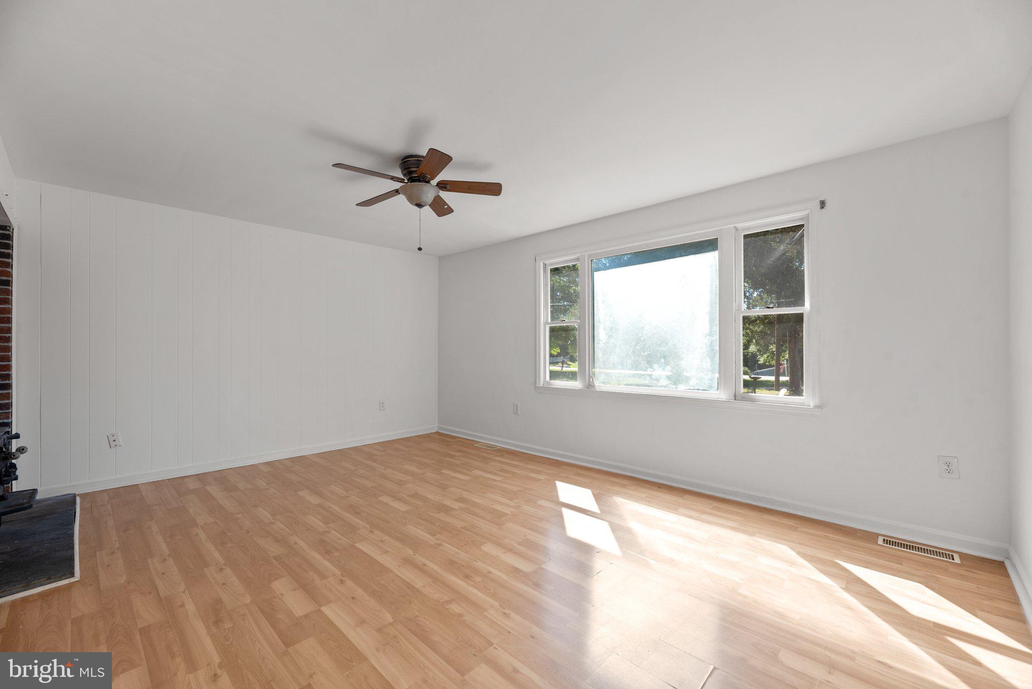 8454 Church Ln Road Ellicott City, MD 21043 - Photo 5 of 29