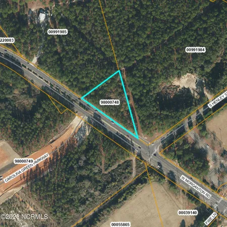 $700,000 | 704 West Morganton Road, Southern Pines, NC 28387