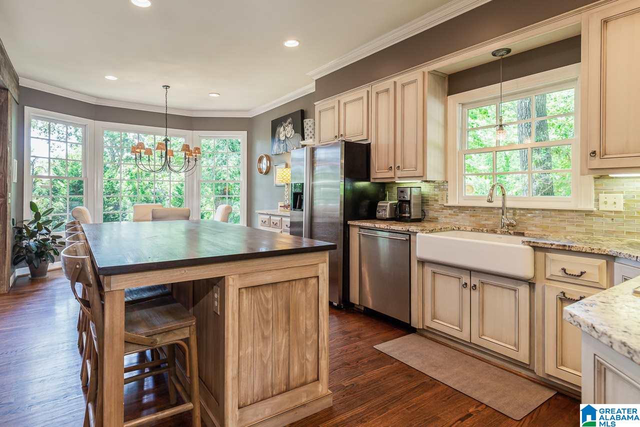 2613 Poplar Post Road Vestavia Hills, AL 35243 - Photo 7 of 50