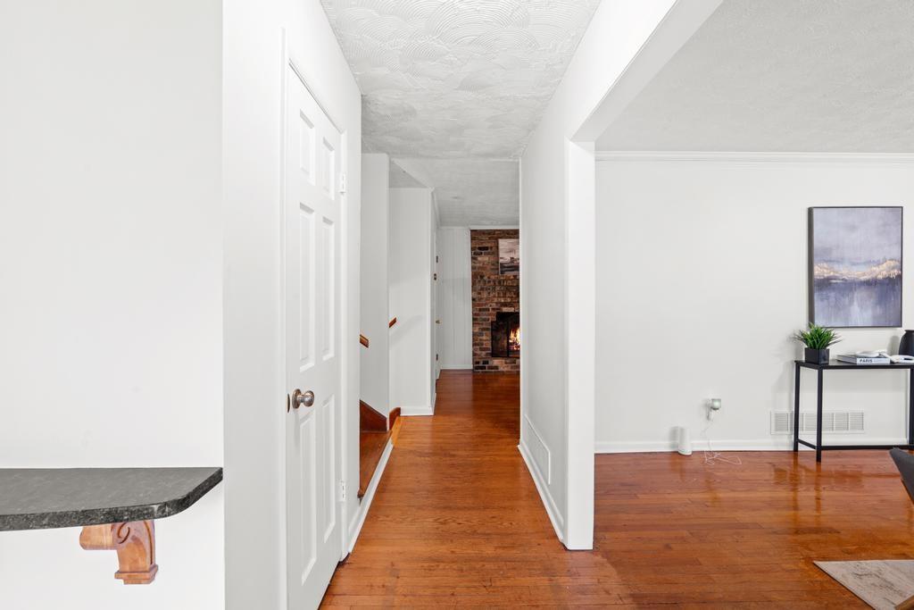 2335 Tilson Circle Decatur, GA 30032 - Photo 5 of 56