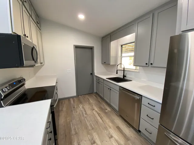 $1,900 | 3913 Verona Circle, Panama City, FL 32405