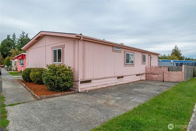 $50,000 | 700 Northwest Crosby Avenue, Unit 54, Oak Harbor, WA 98277