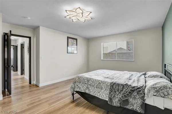 $2,000 | 6009 West Carpenteria Way, Las Vegas, NV 89108