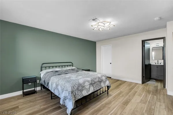 $2,000 | 6009 West Carpenteria Way, Las Vegas, NV 89108