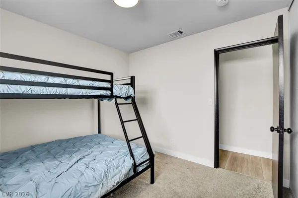 $2,000 | 6009 West Carpenteria Way, Las Vegas, NV 89108