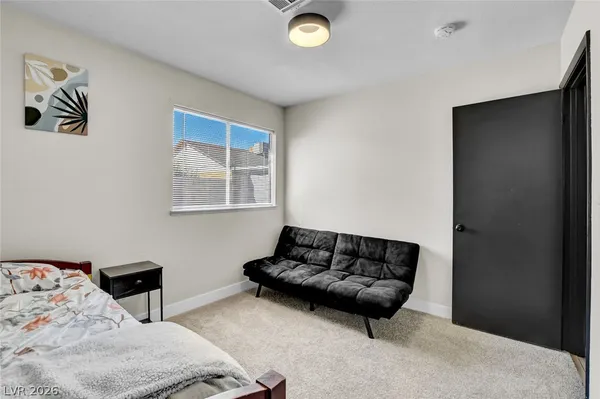 $2,000 | 6009 West Carpenteria Way, Las Vegas, NV 89108