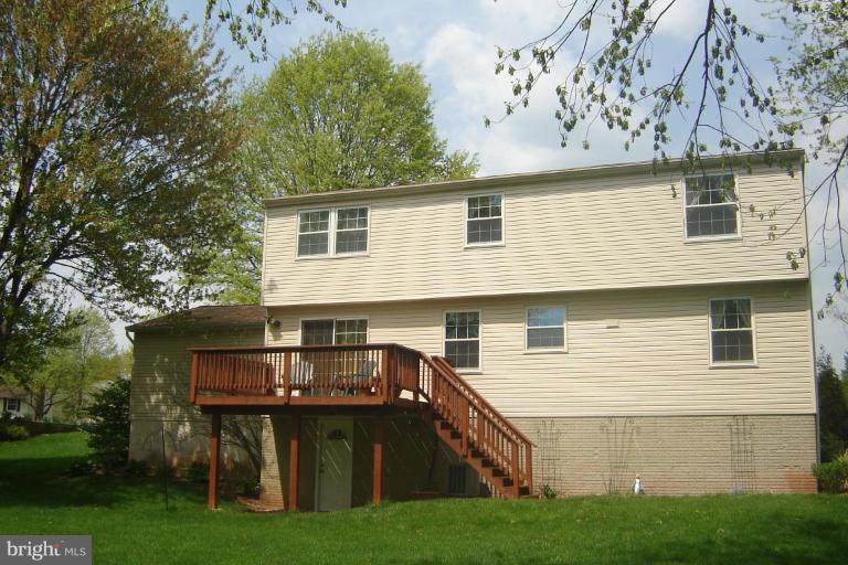17521 Collier Circle Poolesville, MD 20837 - Photo 2 of 20 Deck - View from