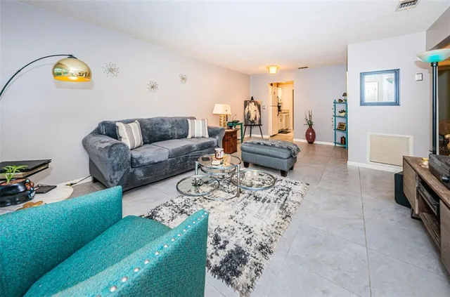 $118,000 | 5267 81st Street North, Unit 8, St. Petersburg, FL 33709