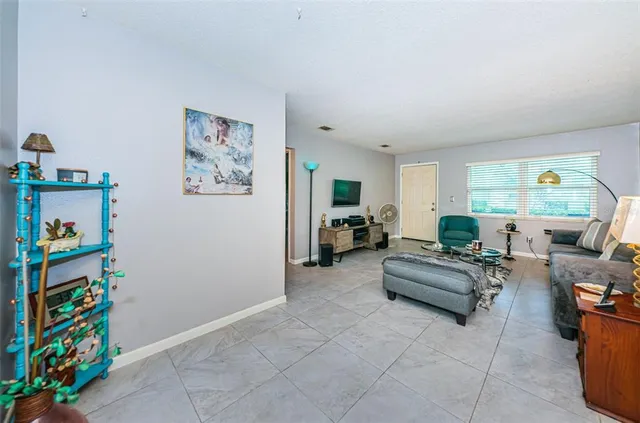 $118,000 | 5267 81st Street North, Unit 8, St. Petersburg, FL 33709