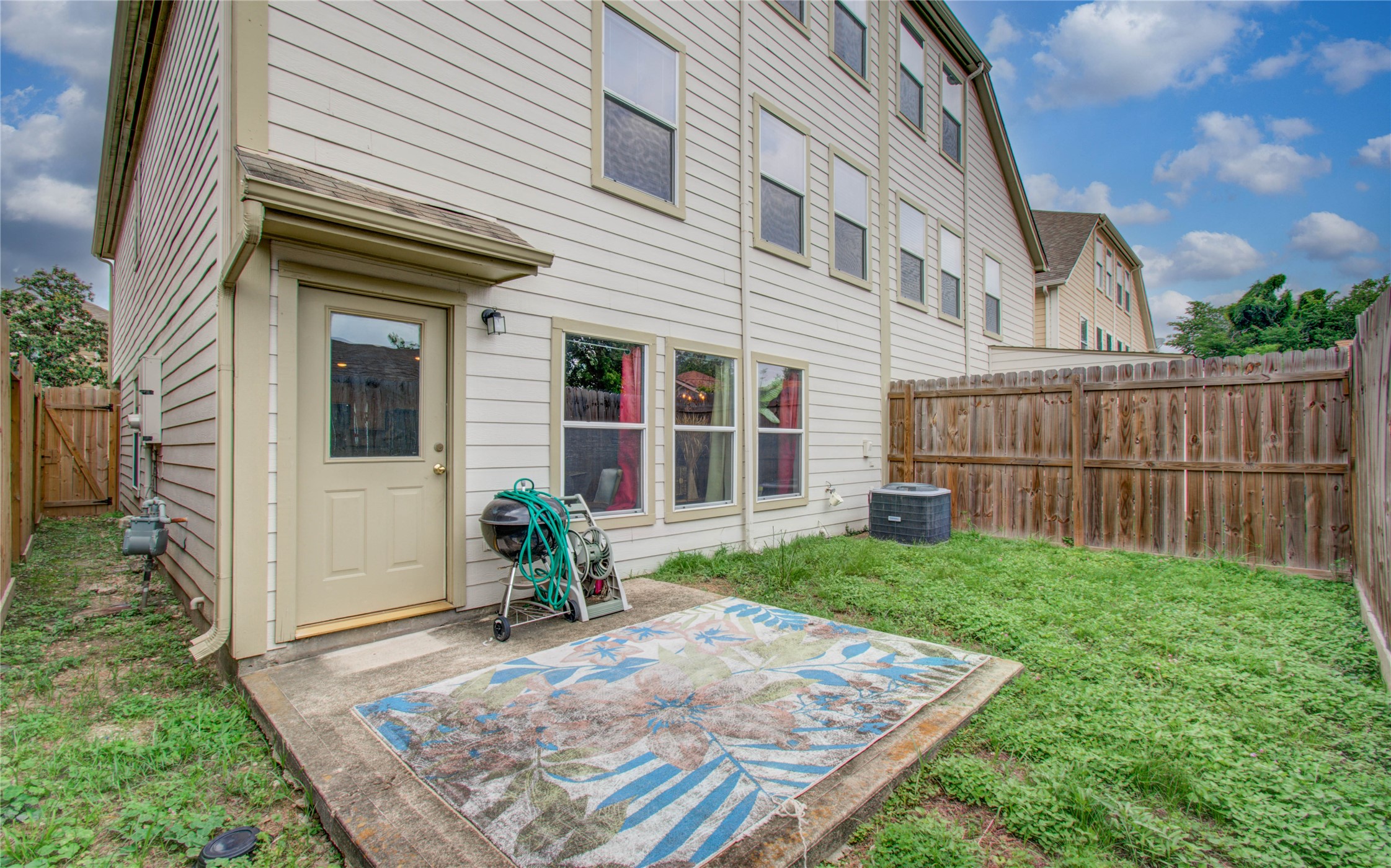 1718 Redwing Ridge Drive Houston, TX 77009 - Photo 23 of 44