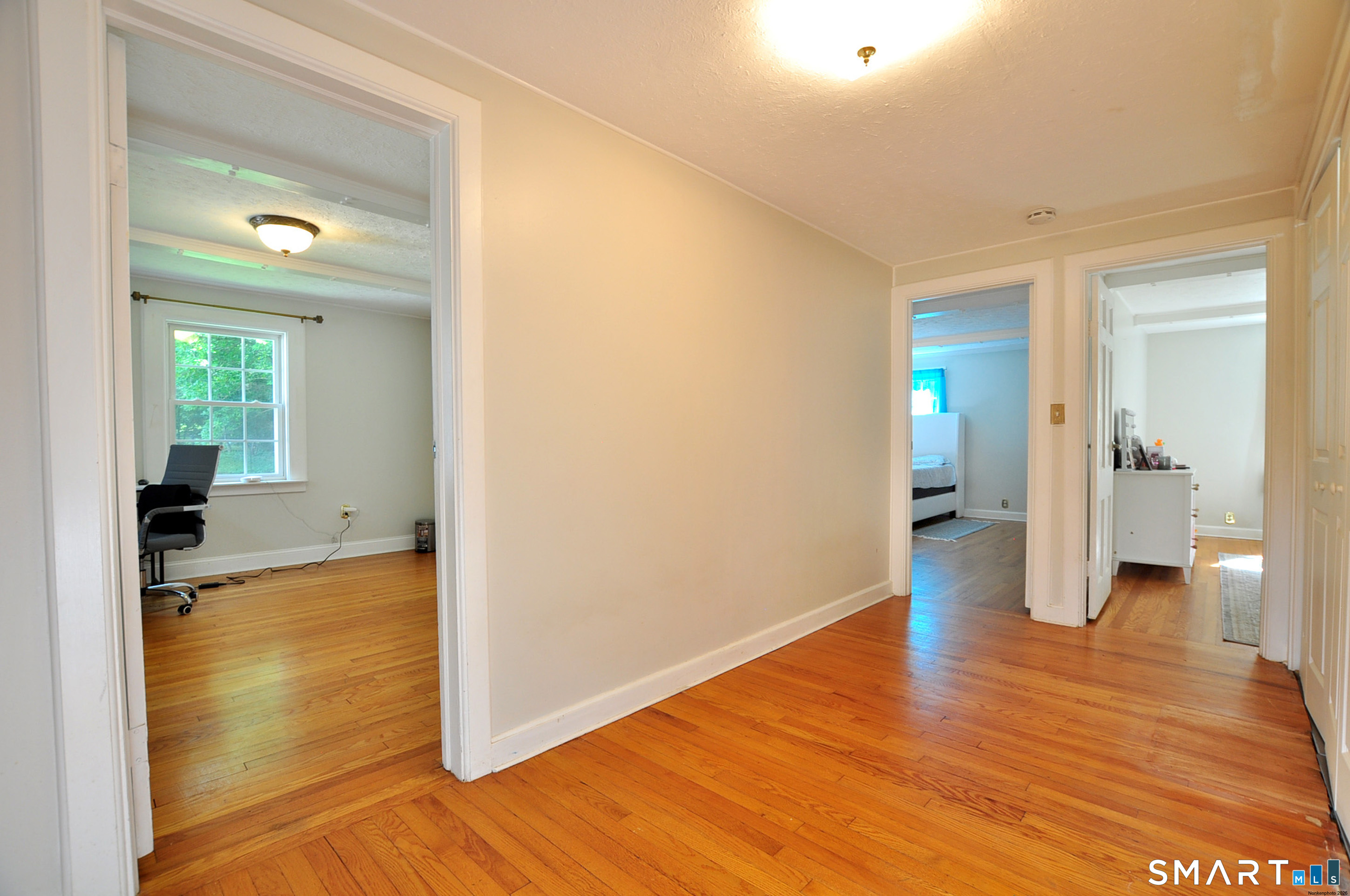 6 Raymond Road Avon, CT 06001 - Photo 27 of 38 Gallery Image 27