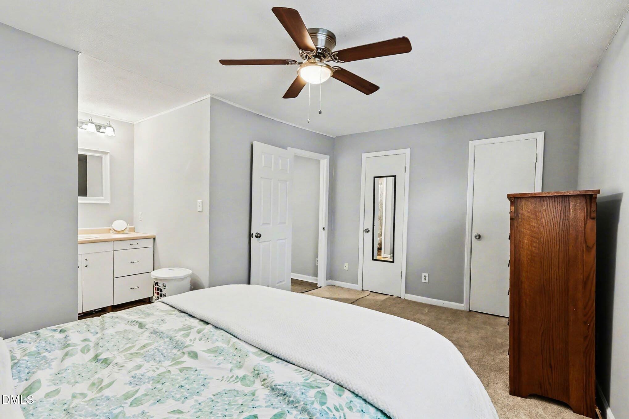 6407 New Market Way Raleigh, NC 27615 - Photo 18 of 34 021_file_3976