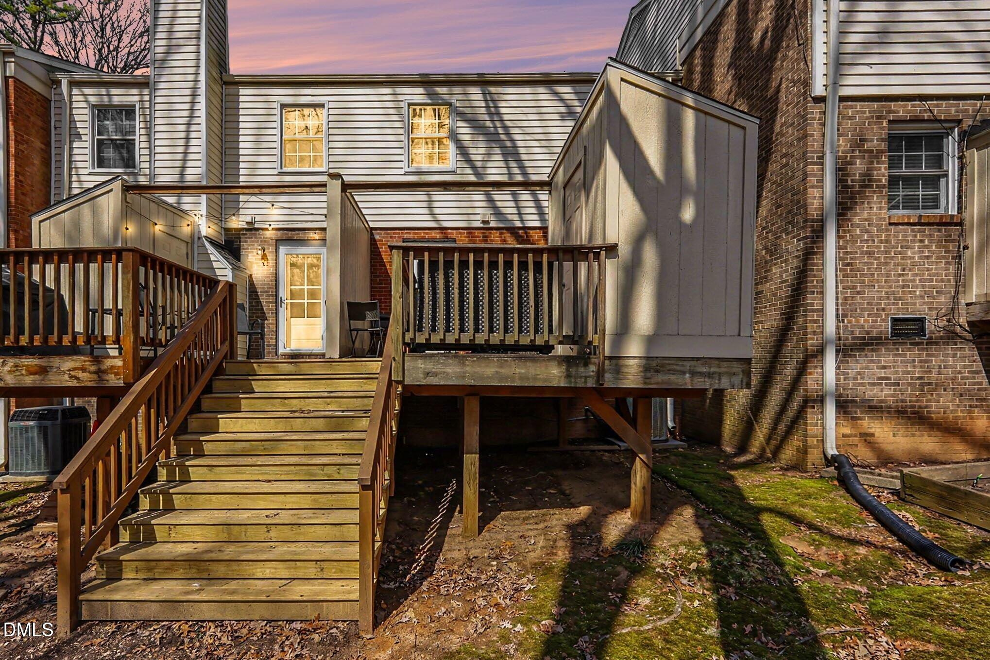 6407 New Market Way Raleigh, NC 27615 - Photo 3 of 34 025_file_5574