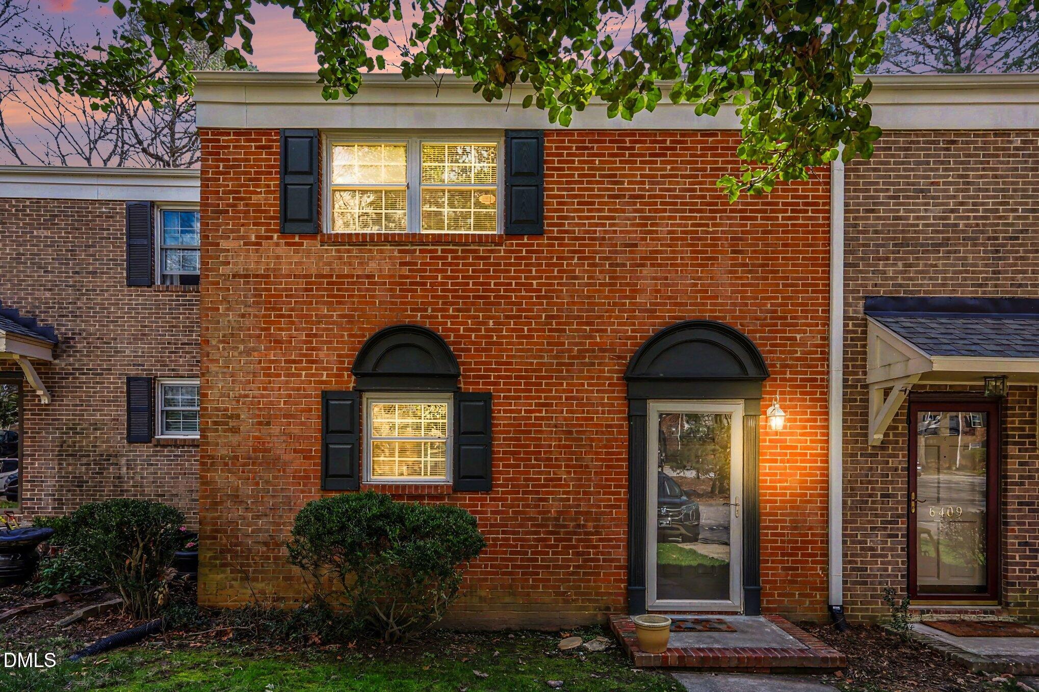 6407 New Market Way Raleigh, NC 27615 - Photo 4 of 34 001_file_6729