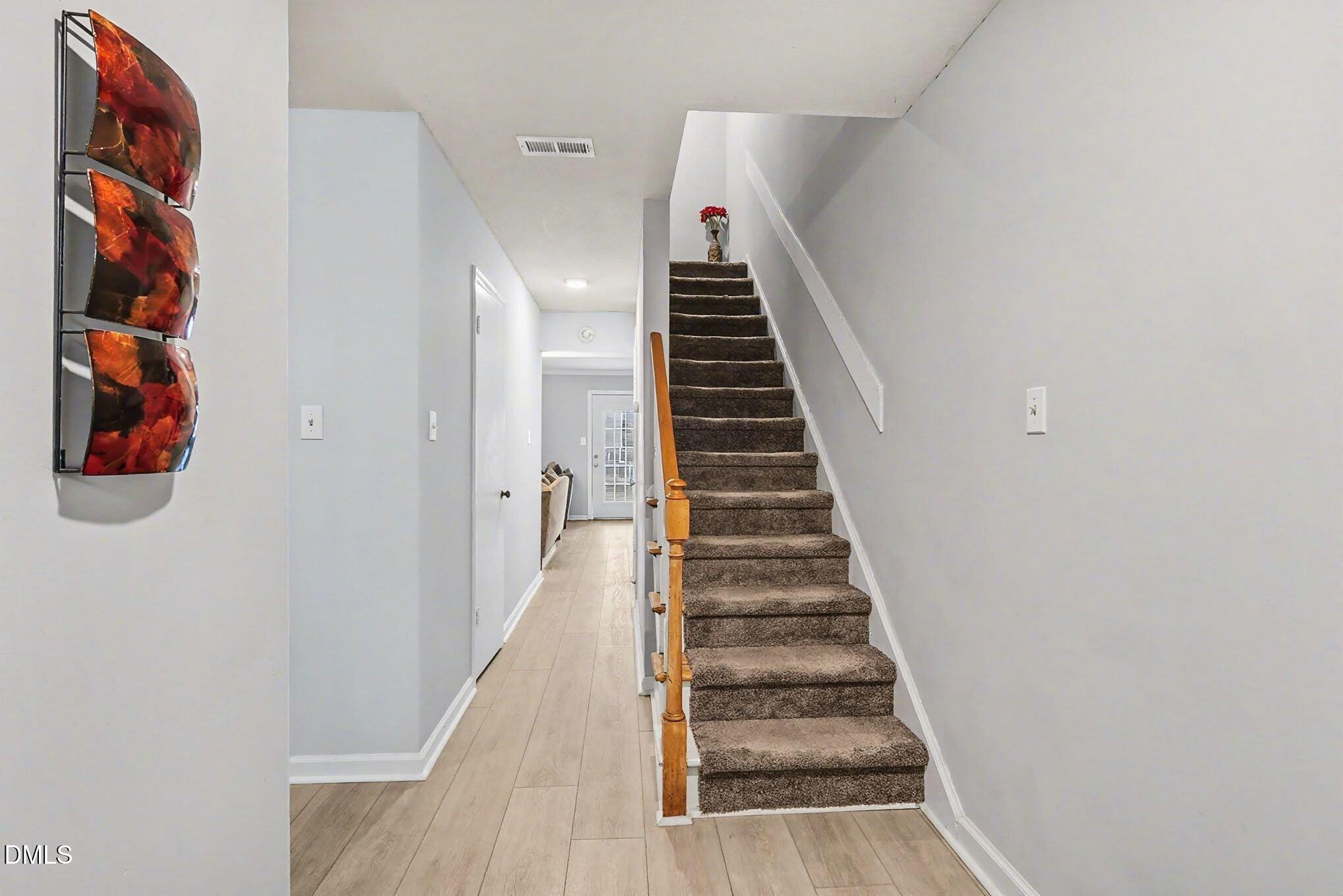 6407 New Market Way Raleigh, NC 27615 - Photo 5 of 34 006_file_3811