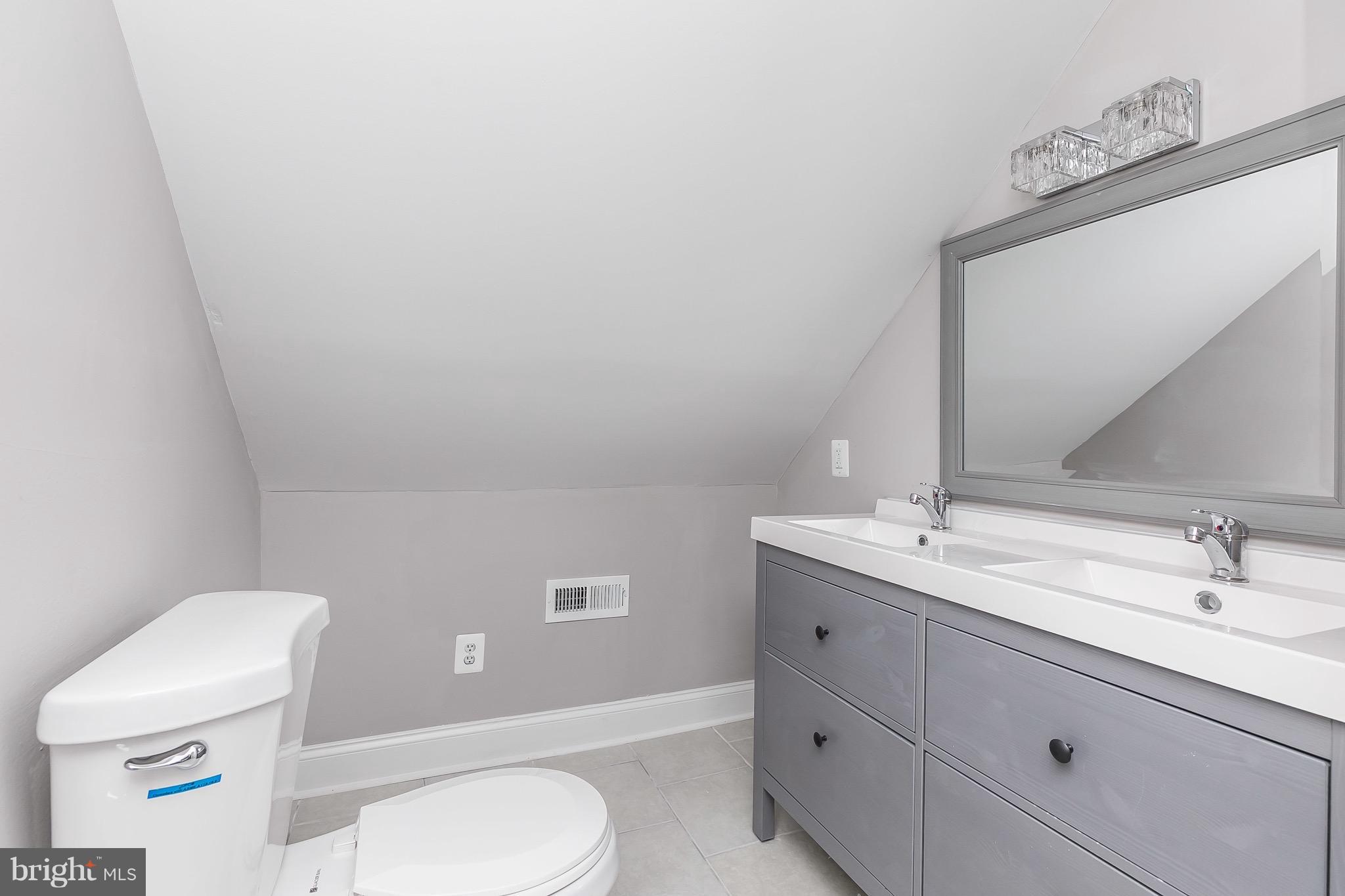2613 Wentworth Road Baltimore, MD 21234 - Photo 20 of 27 Double vanity