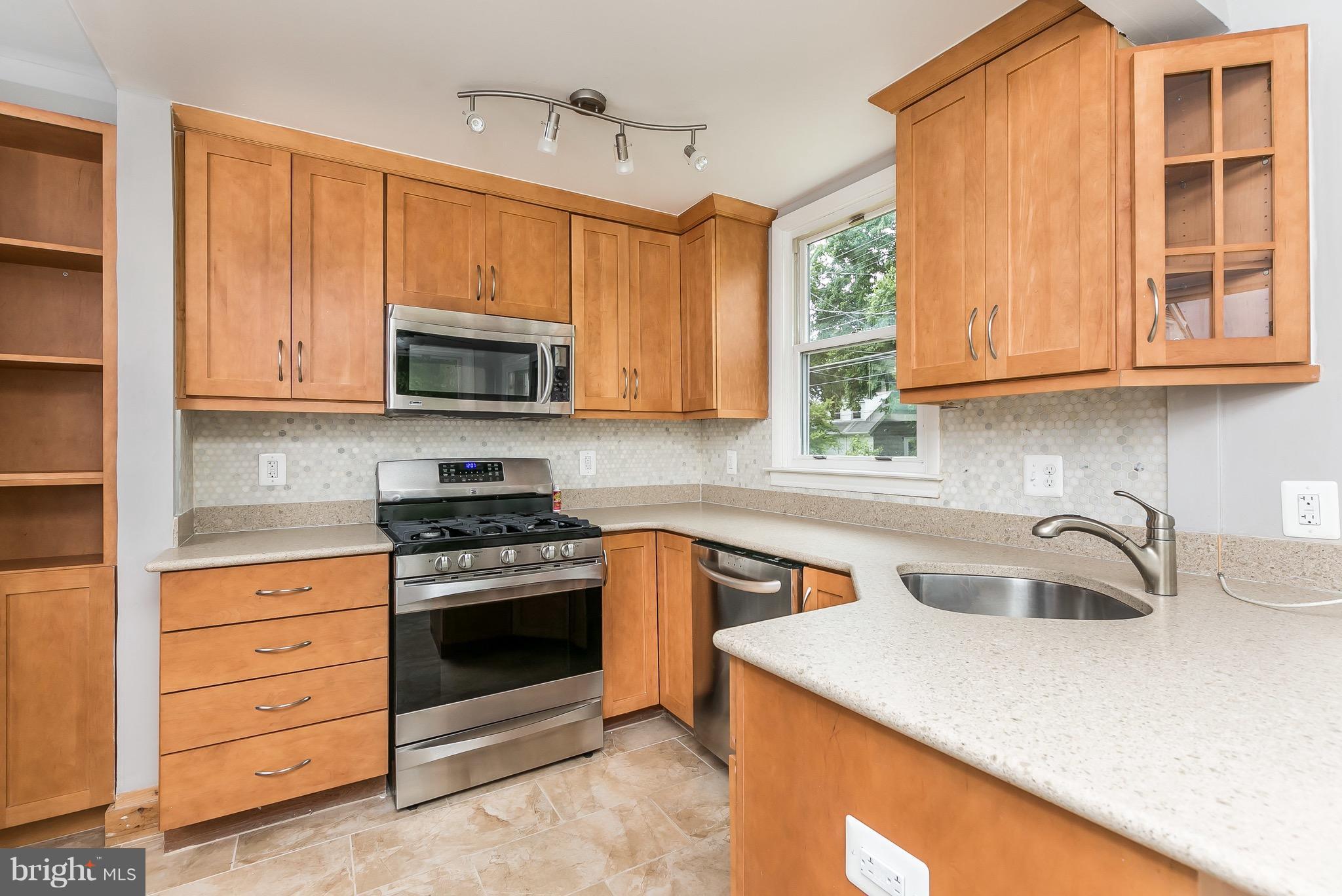 2613 Wentworth Road Baltimore, MD 21234 - Photo 7 of 27 Kitchen