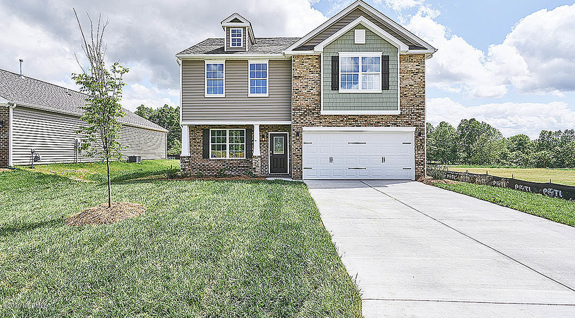 407 Frida Road New Bern, NC 28560 - Photo 2 of 32 DSC04460_web