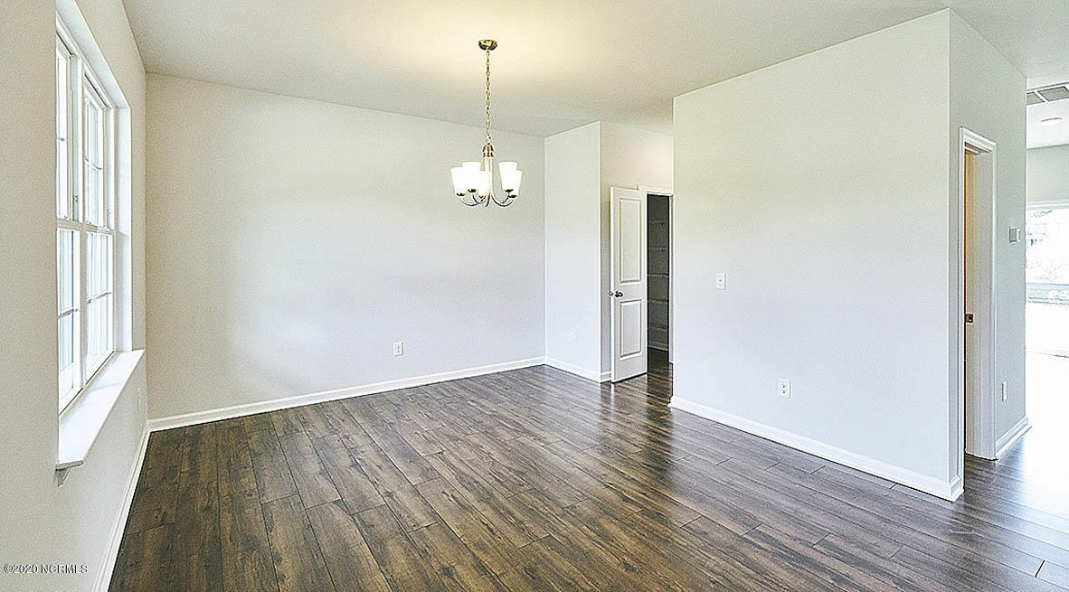 407 Frida Road New Bern, NC 28560 - Photo 4 of 32 DSC04466_web