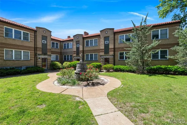 $169,900 | 6600 Devonshire Avenue, Unit 9, St. Louis, MO 63109