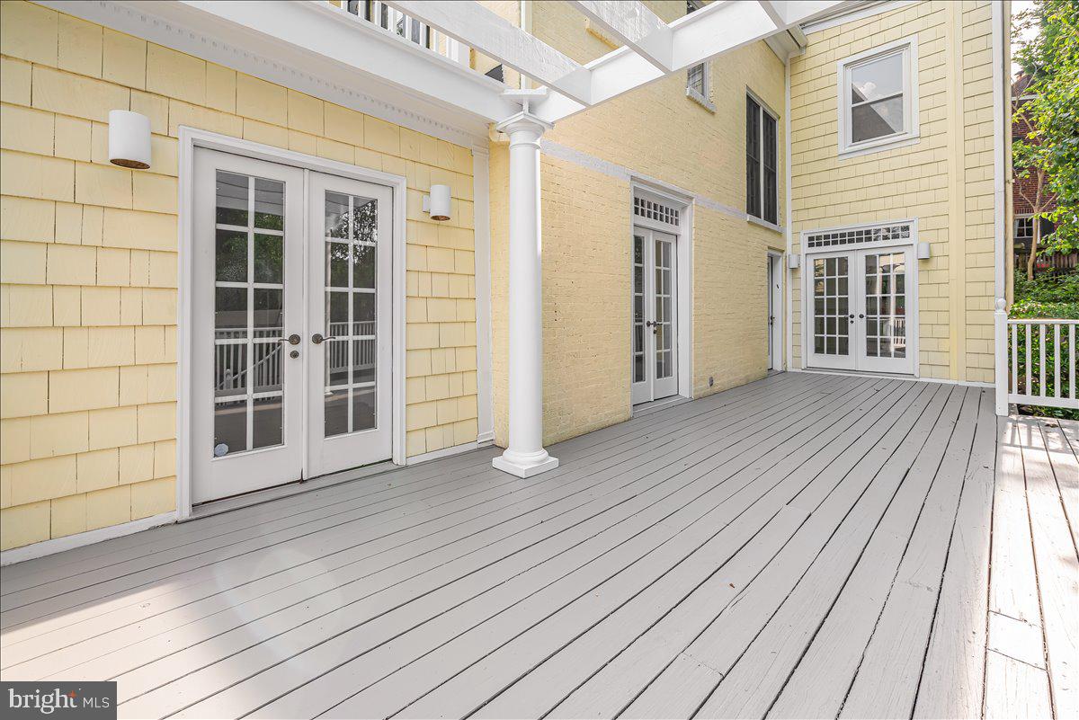 3001 McKinley Street Northwest Washington, DC 20015 - Photo 12 of 18 Expansive deck