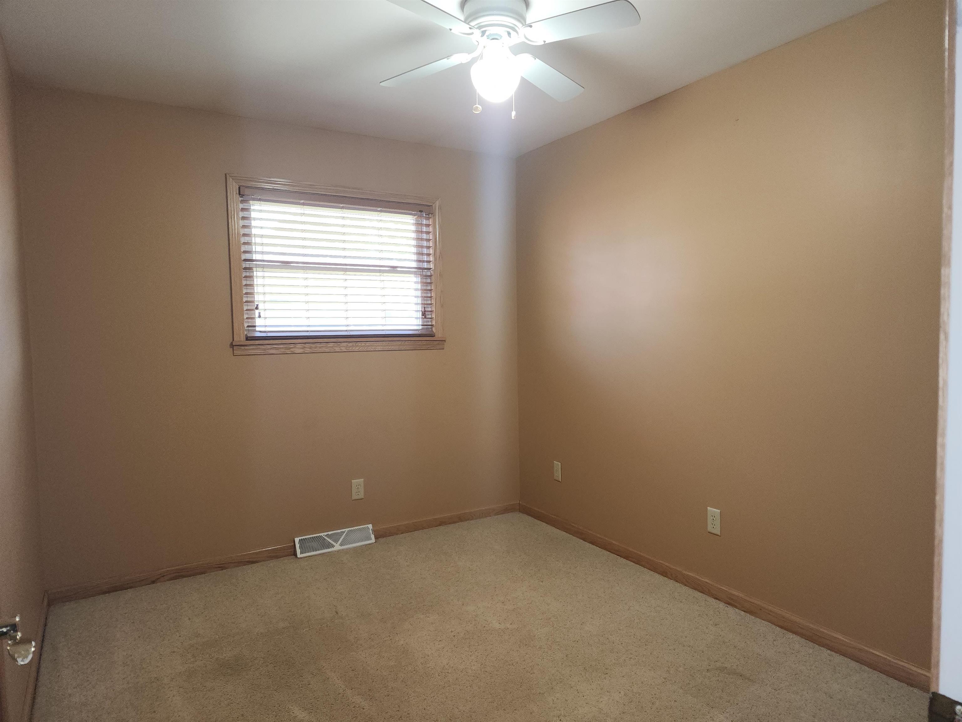 4724 2 Mile Road Bay City, MI 48706 - Photo 17 of 37 Gallery Image 17