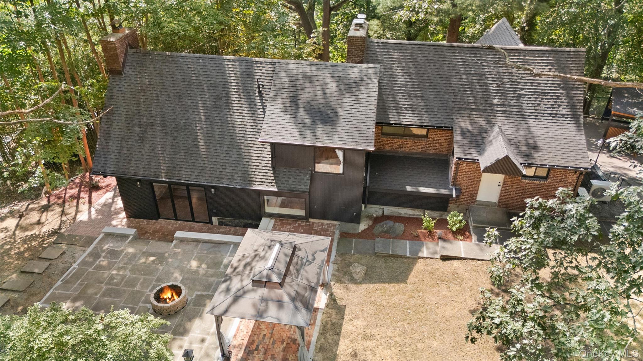 27 Hardscrabble Road Briarcliff Manor, NY 10510 - Photo 30 of 43 an aerial view of a house with outdoor space