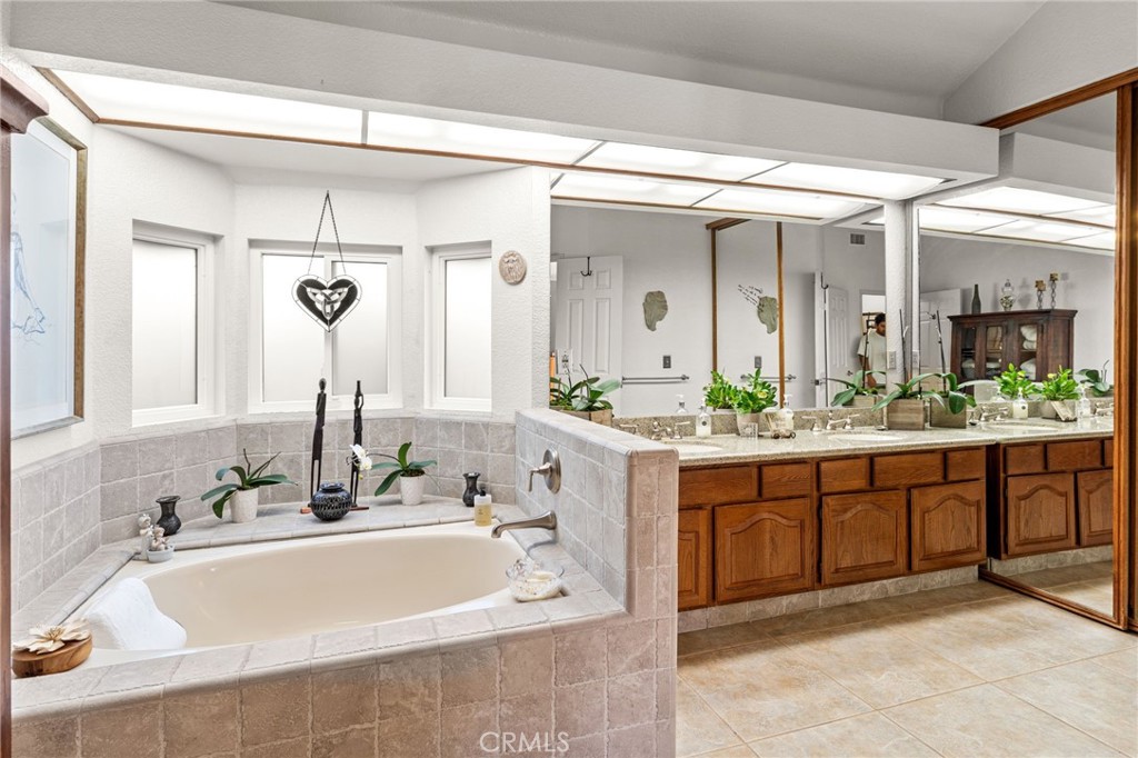 10055 Hillside Road Rancho Cucamonga, CA 91737 - Photo 12 of 46