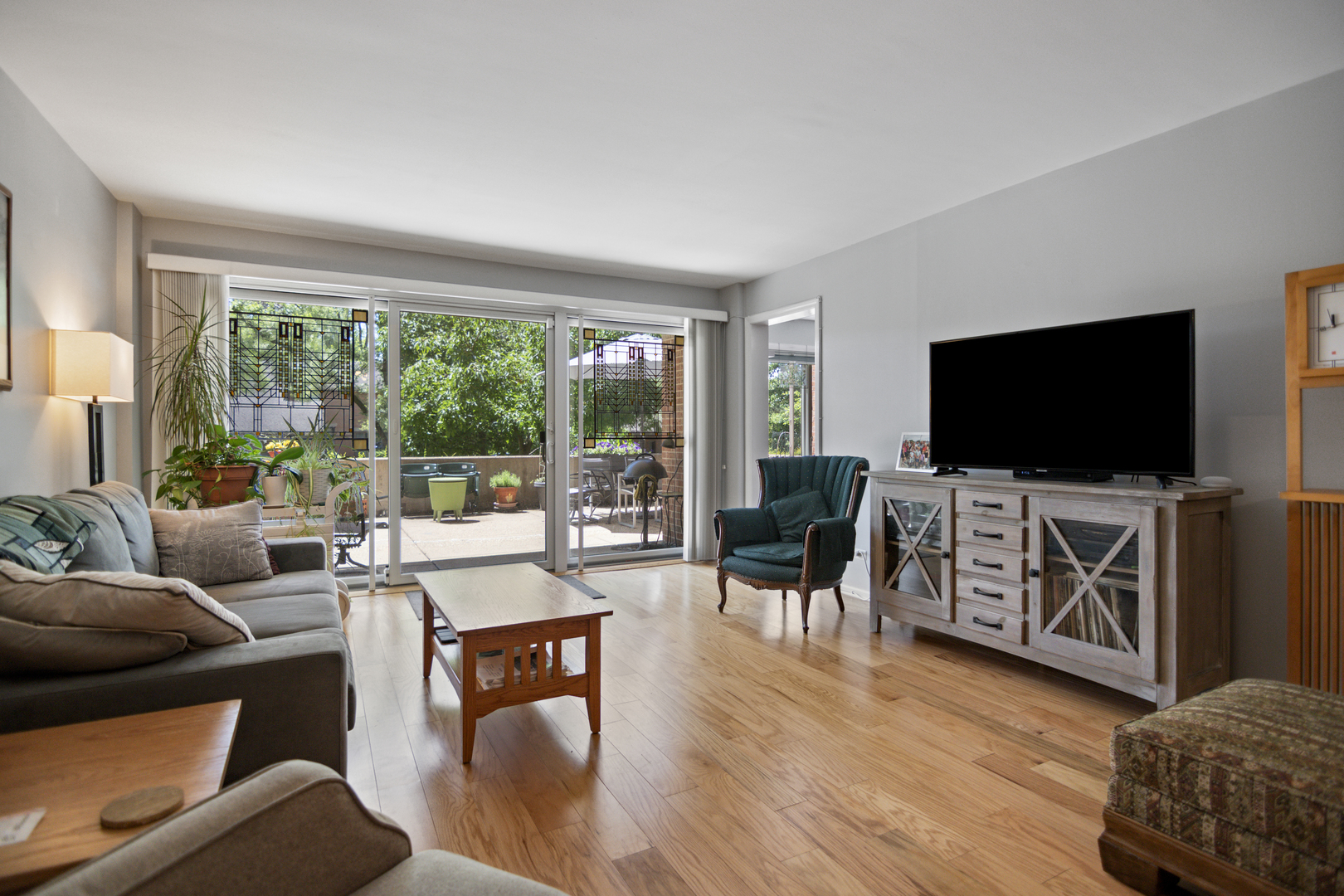 22 Park Lane, Unit 111 Park Ridge, IL 60068 - Photo 4 of 35