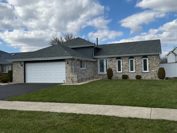 $324,900 | 4412 Bretz Road, Richton Park, IL 60471