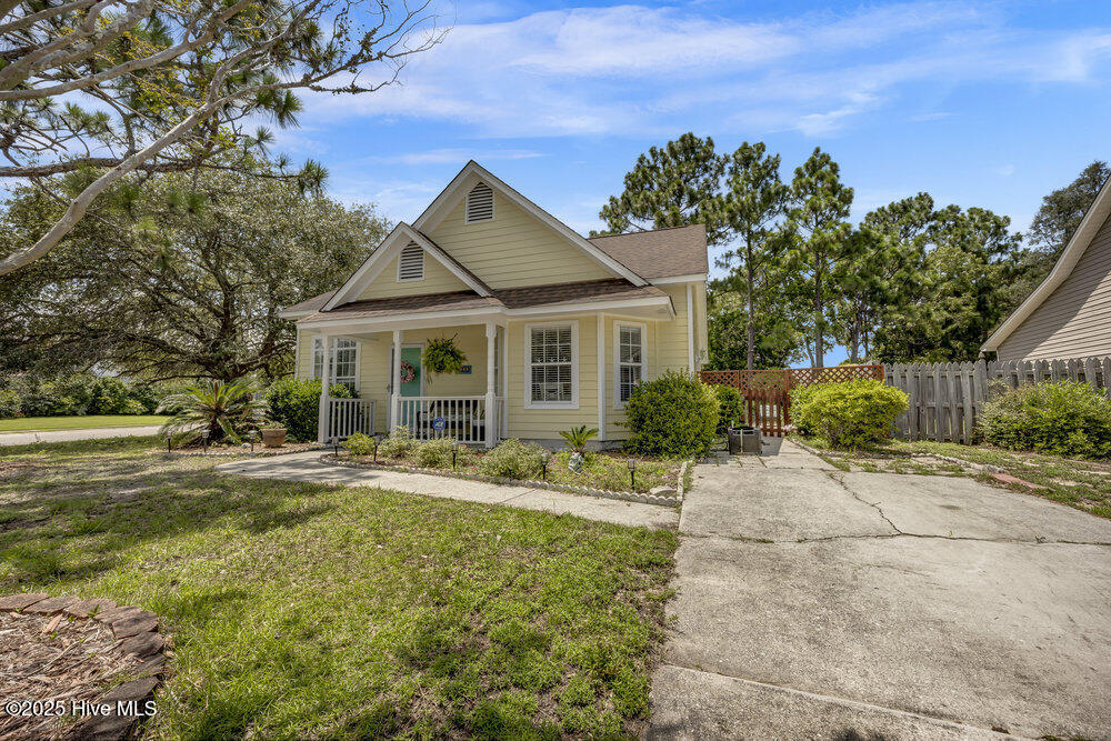 1211 Welborn Road Wilmington, NC 28409 - Photo 3 of 33 Front