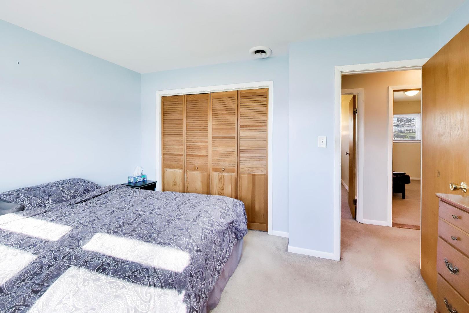 2N135 Bloomingdale Road Glendale Heights, IL 60139 - Photo 10 of 23