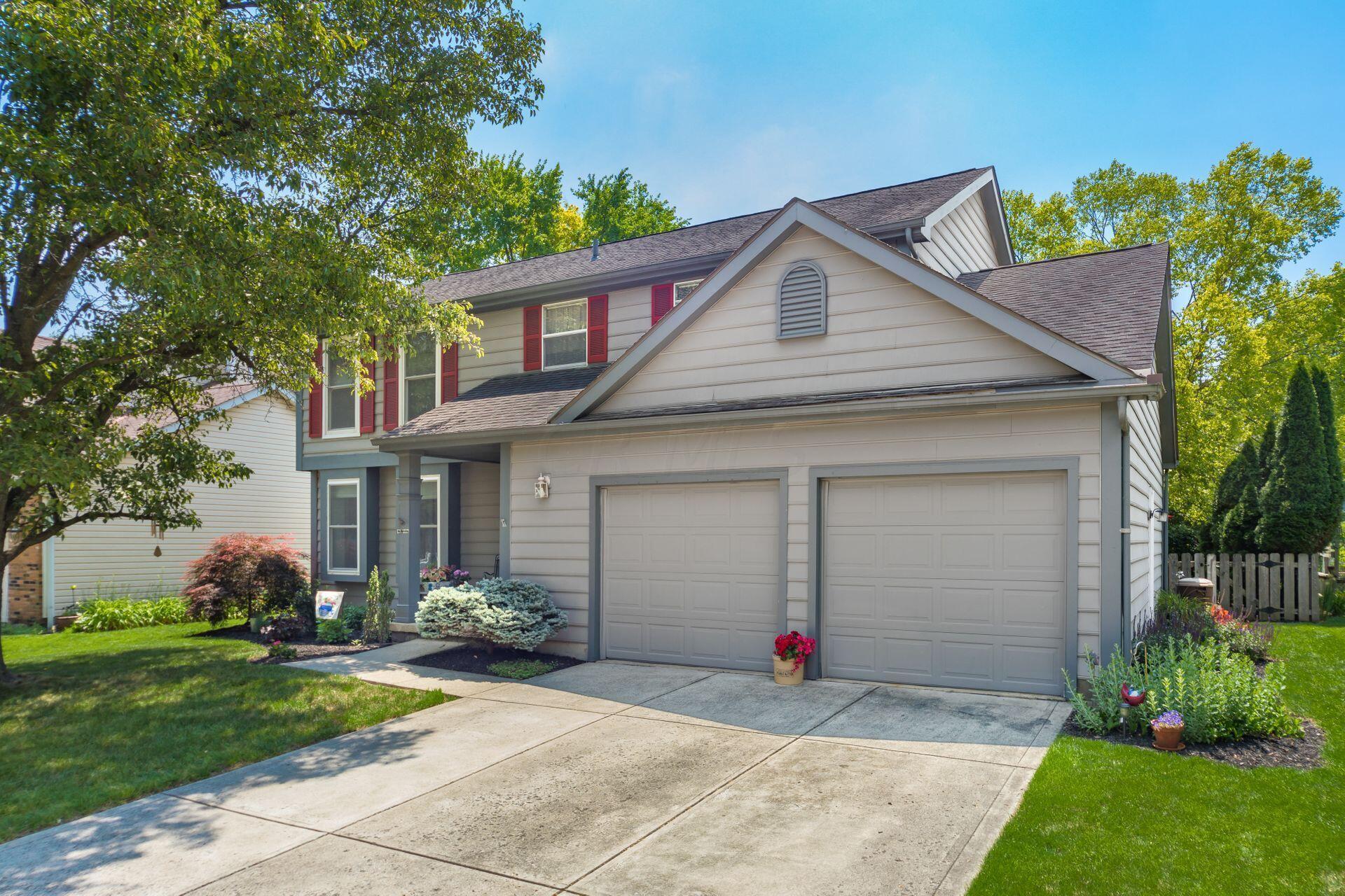 3889 Ramblehurst Road Columbus, OH 43221 - Photo 2 of 46 002_5d71_Y Ramblehurst Rd-086