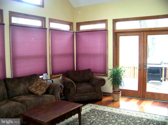 1018 Love Point Road Stevensville, MD 21666 - Photo 15 of 20 Family Room