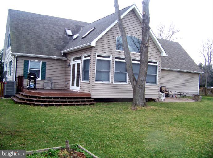 1018 Love Point Road Stevensville, MD 21666 - Photo 19 of 20 Exterior (Rear)