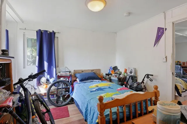 $399,900 | 22575-22575 Amador Street, Hayward, CA 94541