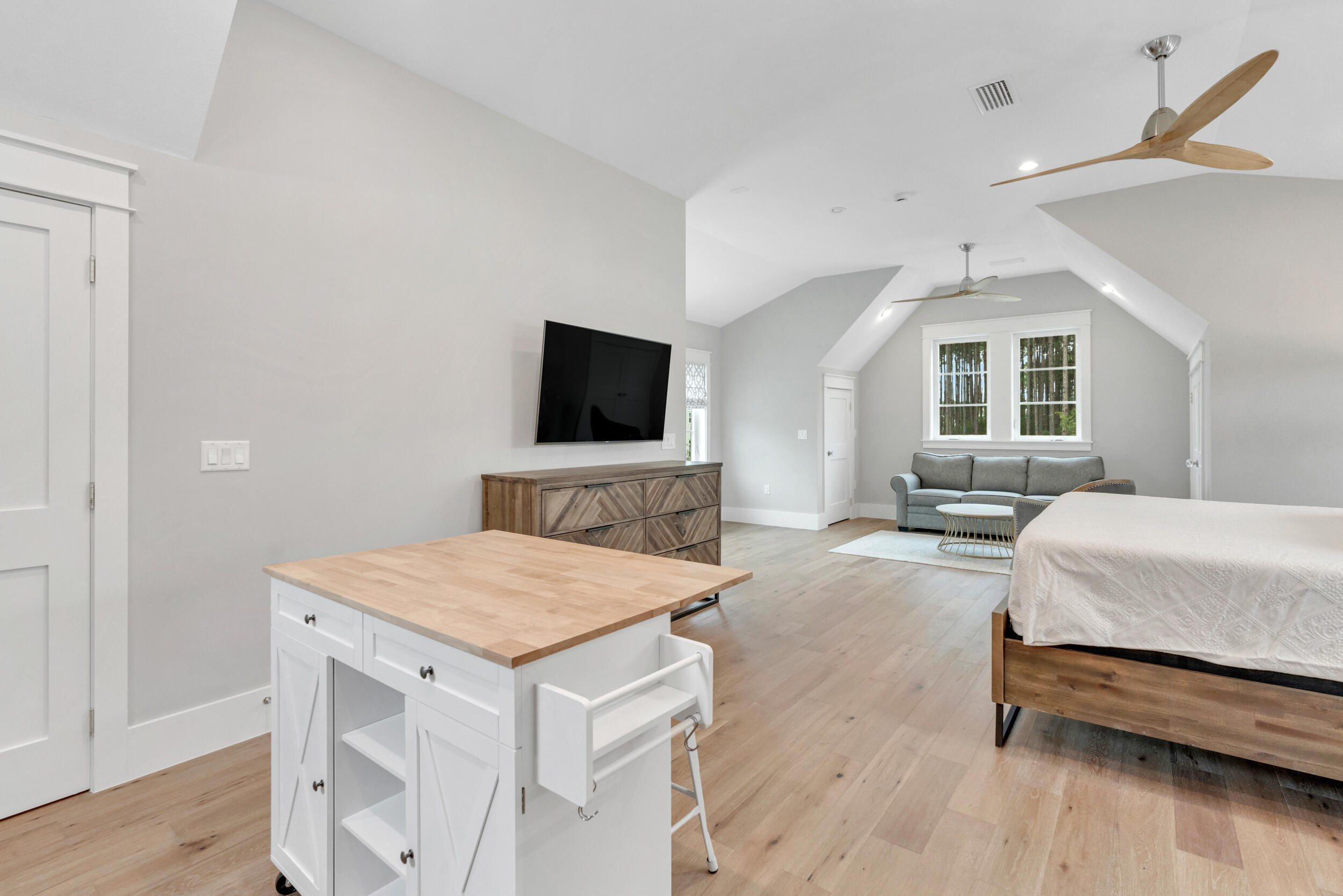 486 Cannonball Ln Inlet Beach Inlet Beach, FL 32461 - Photo 109 of 111 Carriage House Kitchen Island