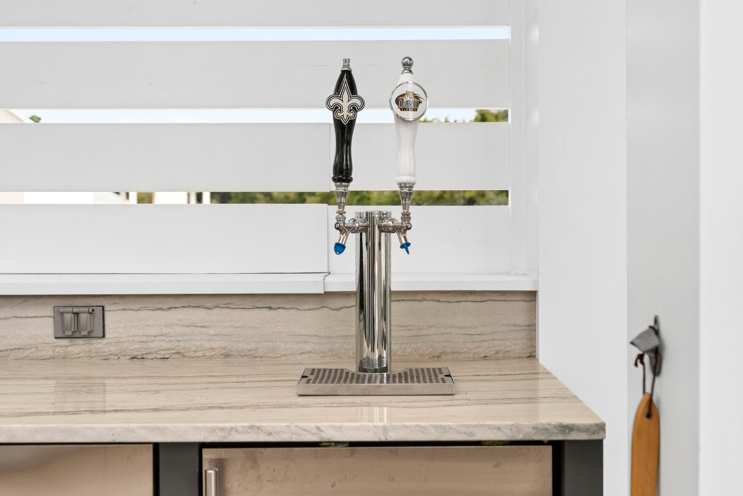 486 Cannonball Ln Inlet Beach Inlet Beach, FL 32461 - Photo 65 of 111 Dual Tap Kegerator