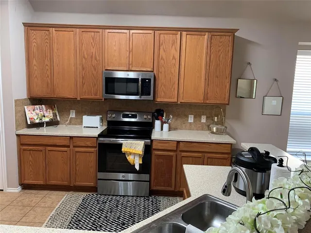 $2,695 | 1380 Napa Drive, Rockwall, TX 75087