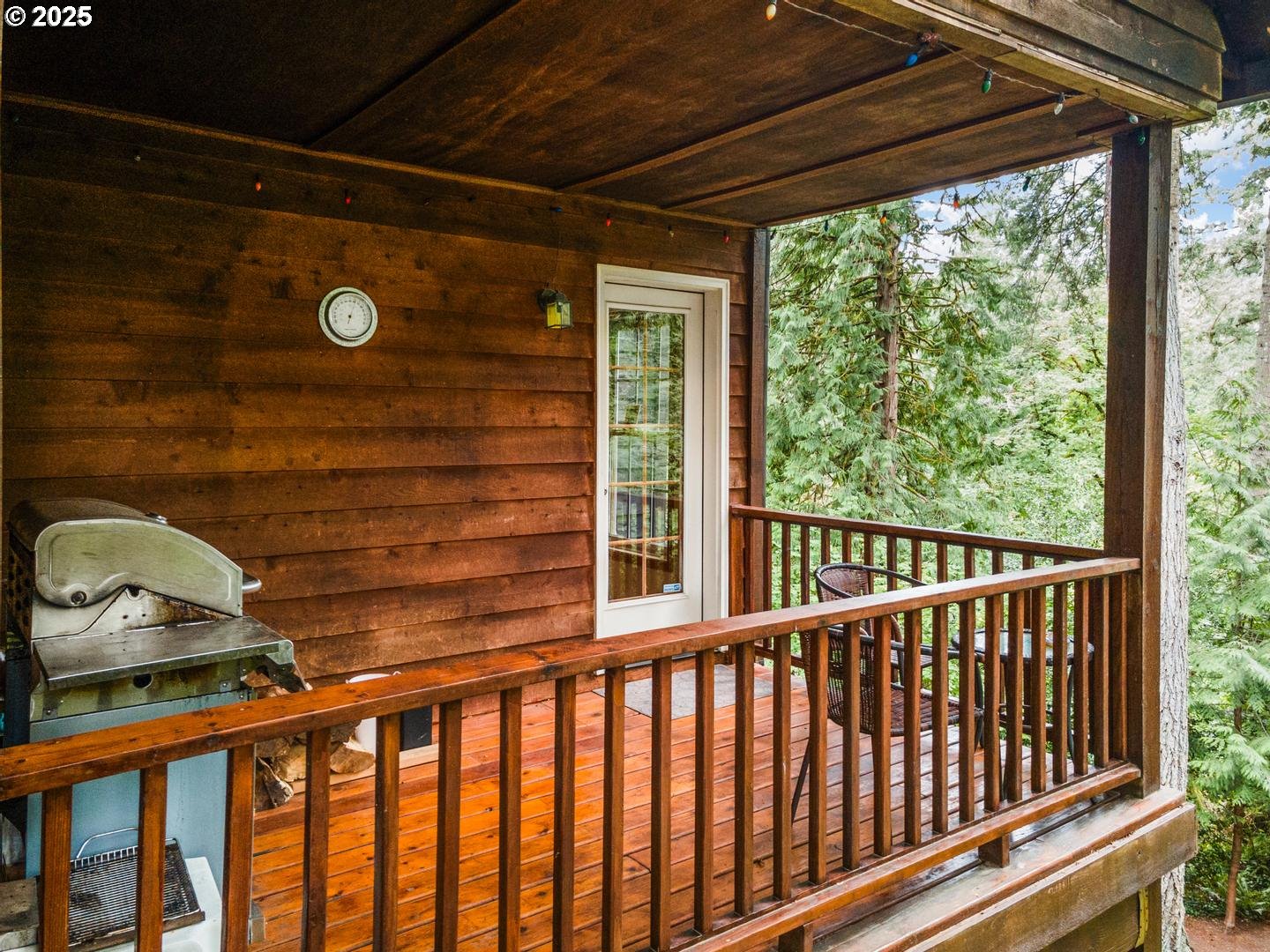 1035 Southwest Palatine Street Portland, OR 97219 - Photo 20 of 47 Covered Porch