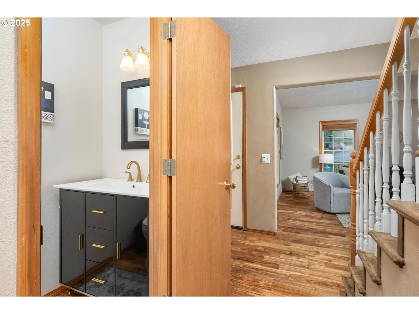 1035 Southwest Palatine Street Portland, OR 97219 - Photo 21 of 47 Gallery Image 21