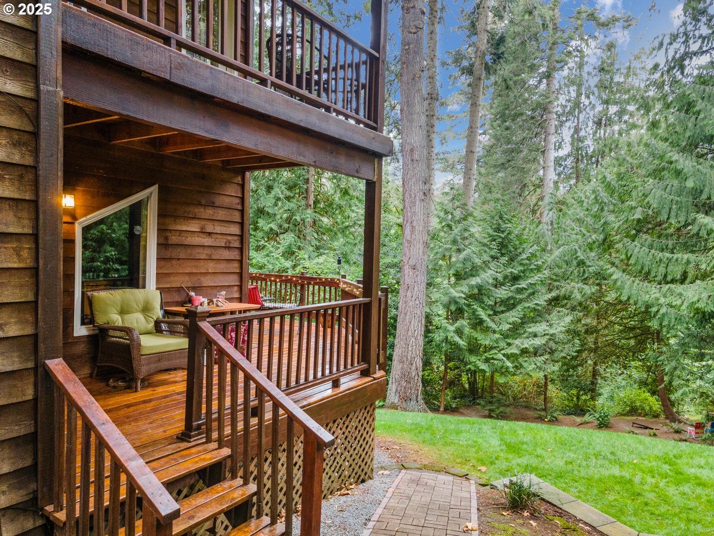 1035 Southwest Palatine Street Portland, OR 97219 - Photo 36 of 47 Covered Porch