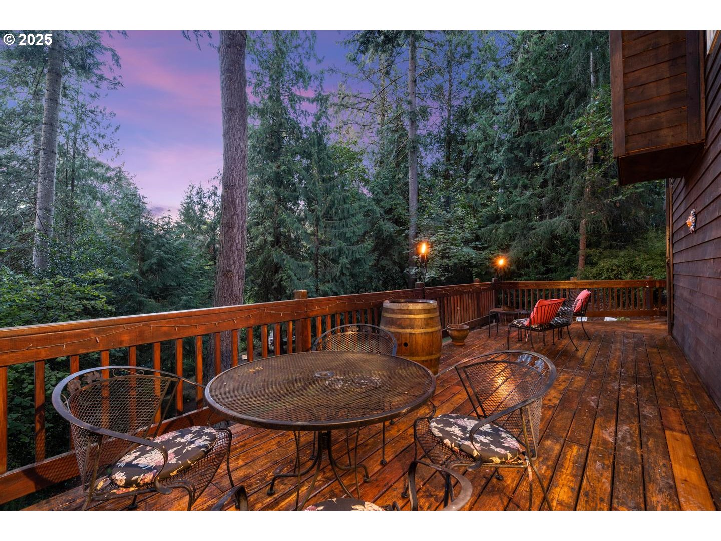 1035 Southwest Palatine Street Portland, OR 97219 - Photo 38 of 47 Deck