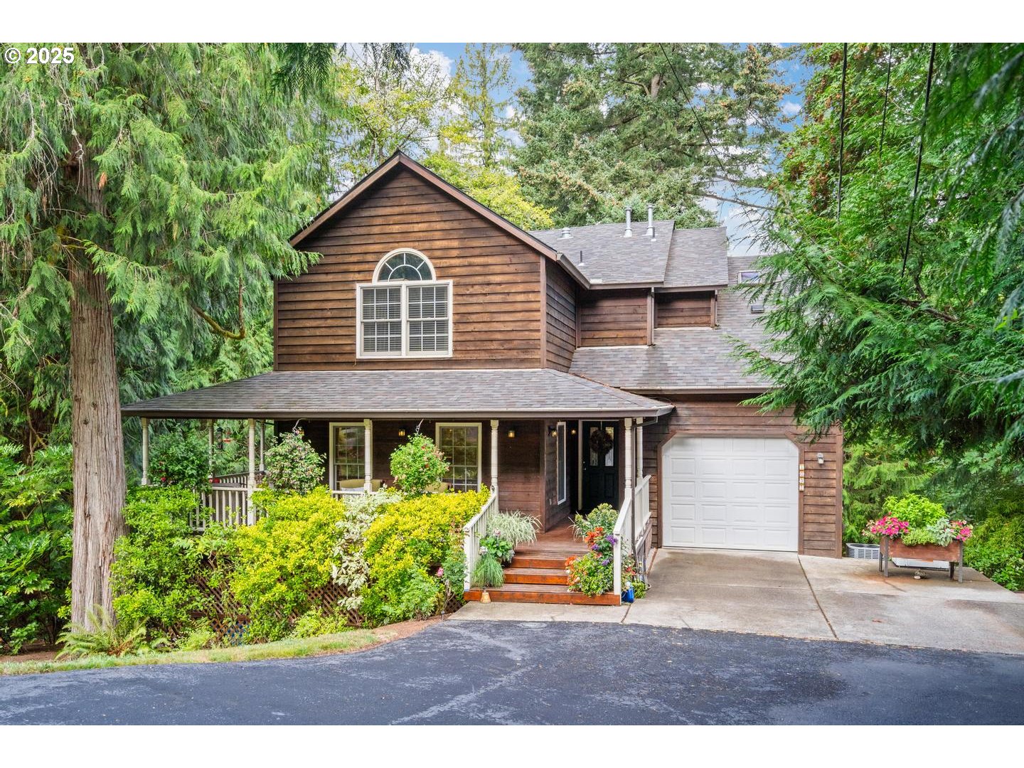 1035 Southwest Palatine Street Portland, OR 97219 - Photo 6 of 47 Gallery Image 6