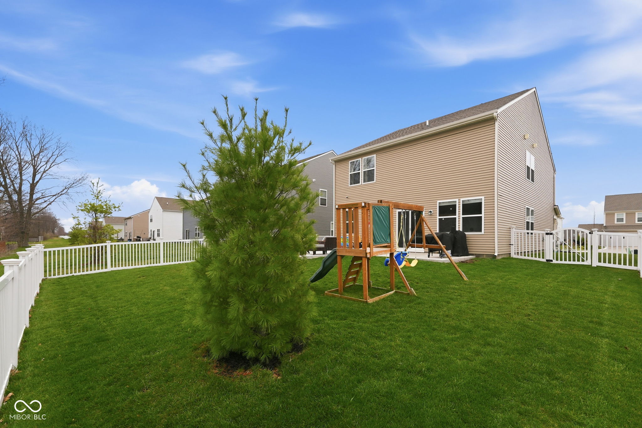 9208 Larson Drive Pendleton, IN 46064 - Photo 5 of 43